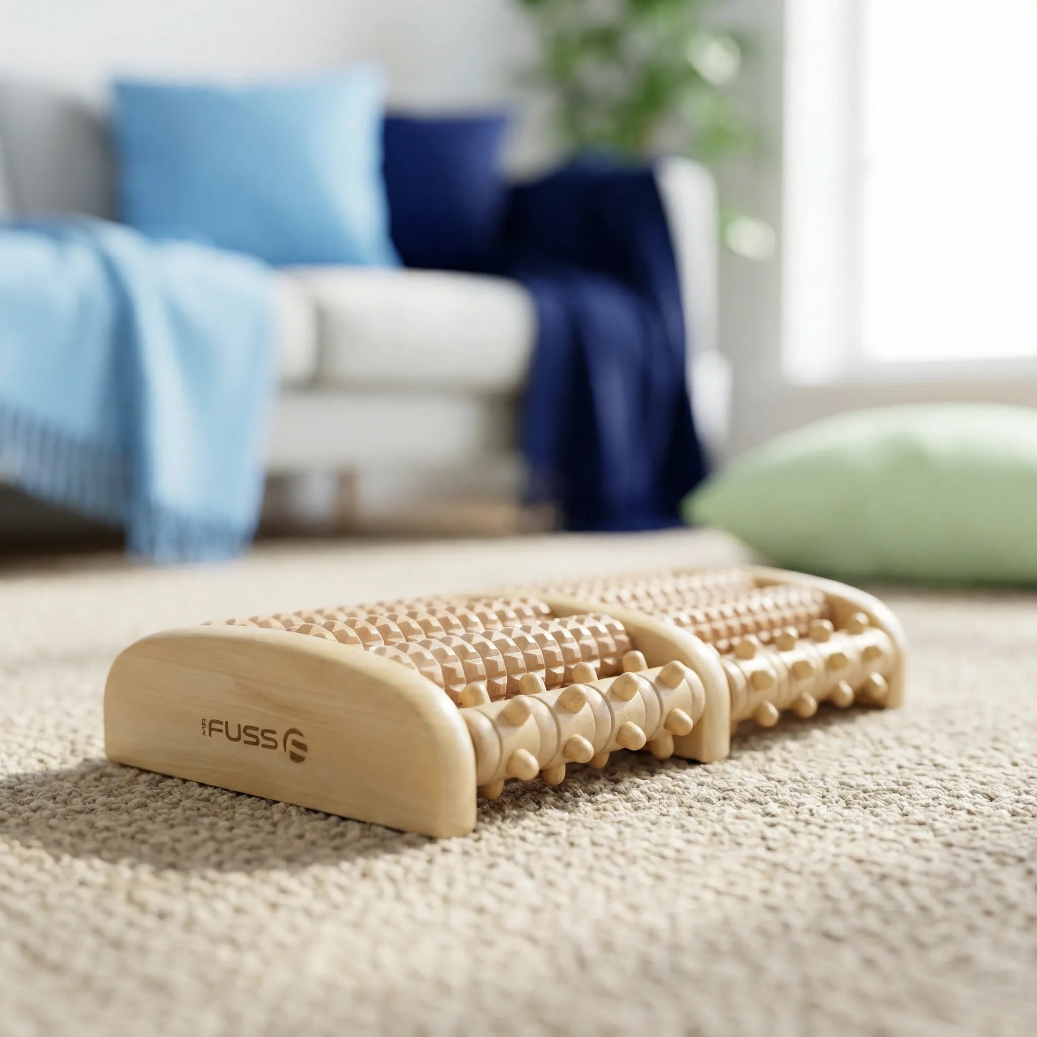 Rollaxer - Fußmassageroller aus Holz zur Fußreflexzonenmassage